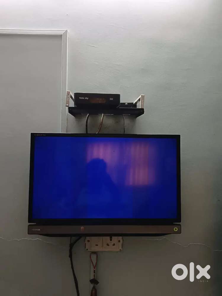 Toshiba 24- inch LED TV