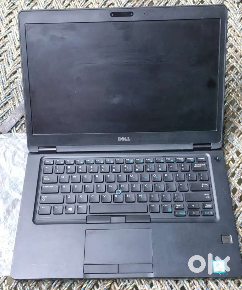 Dell Latitude 5490 i7 processor 7th generation. 8gb ram 256 rom SSD