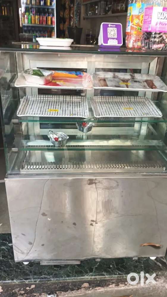 Sweet fridge freezer