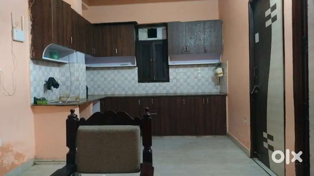 Sharing flat for girls