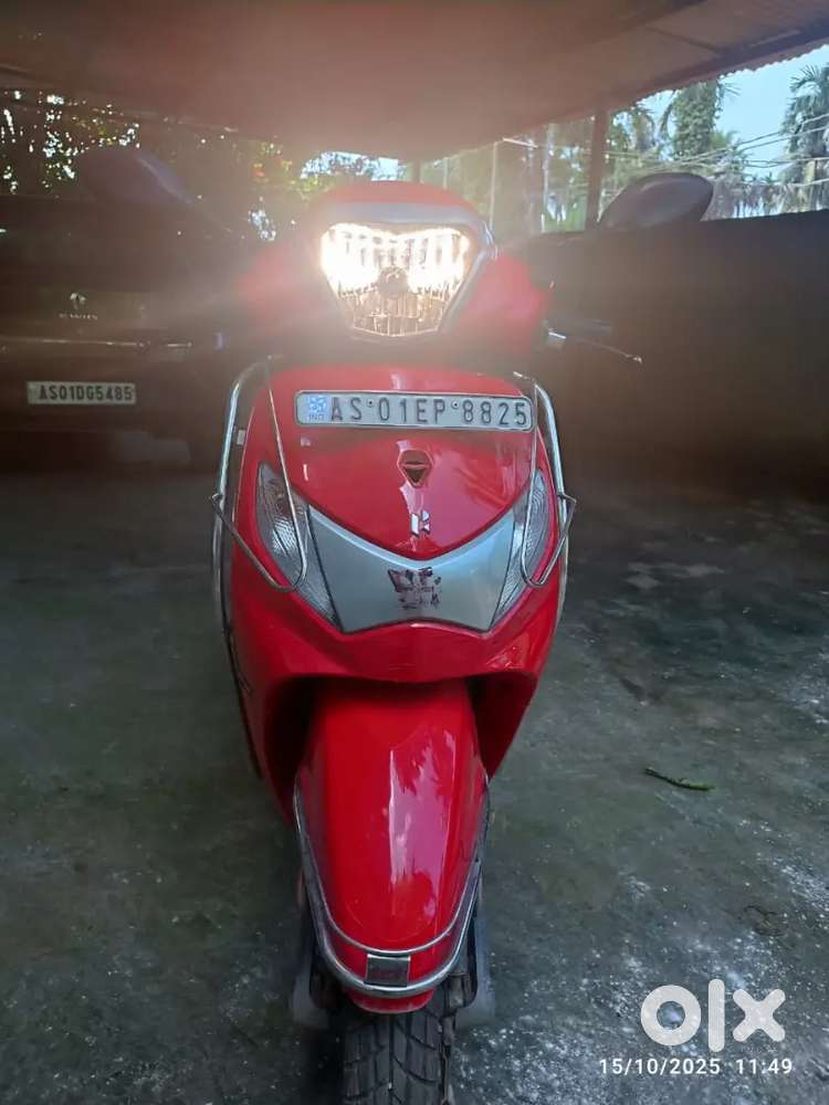 Hero Pleasure+ for sale.