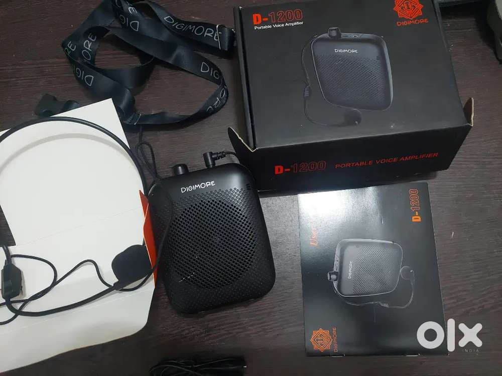 Portable Mic and Voice Amplifier for teachers and Coaches