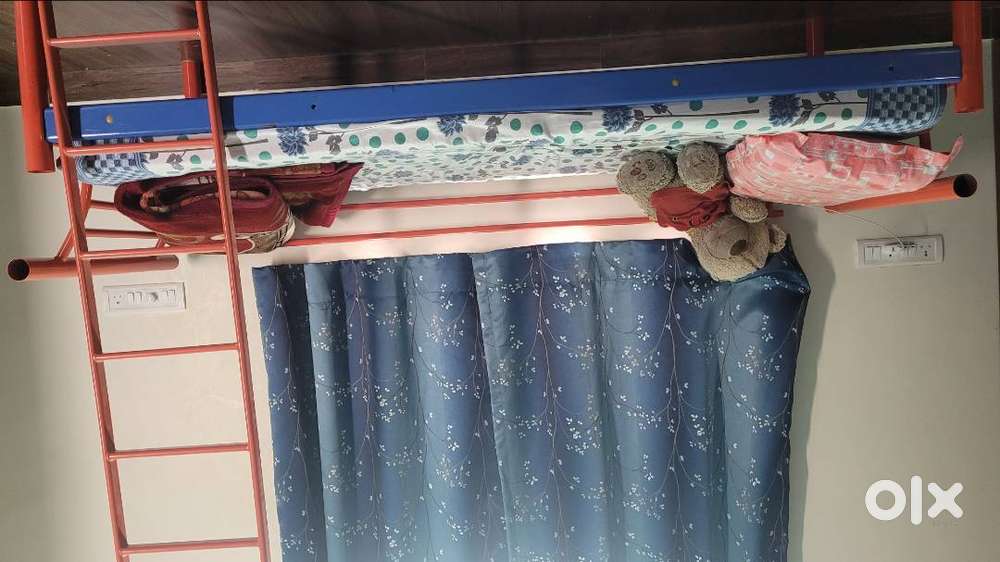 Kids Bunker bed in very good condition availavle for a very good price