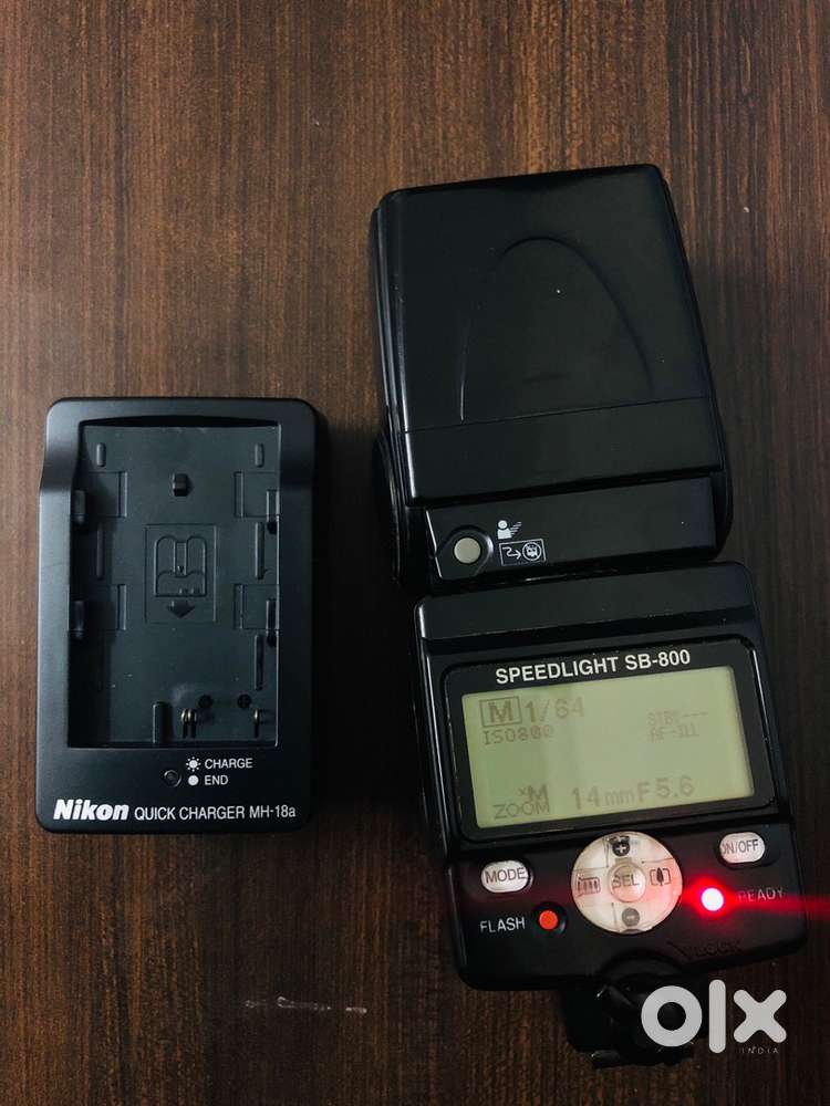 Nikon. SB-800 flash+ nikon charger sale
