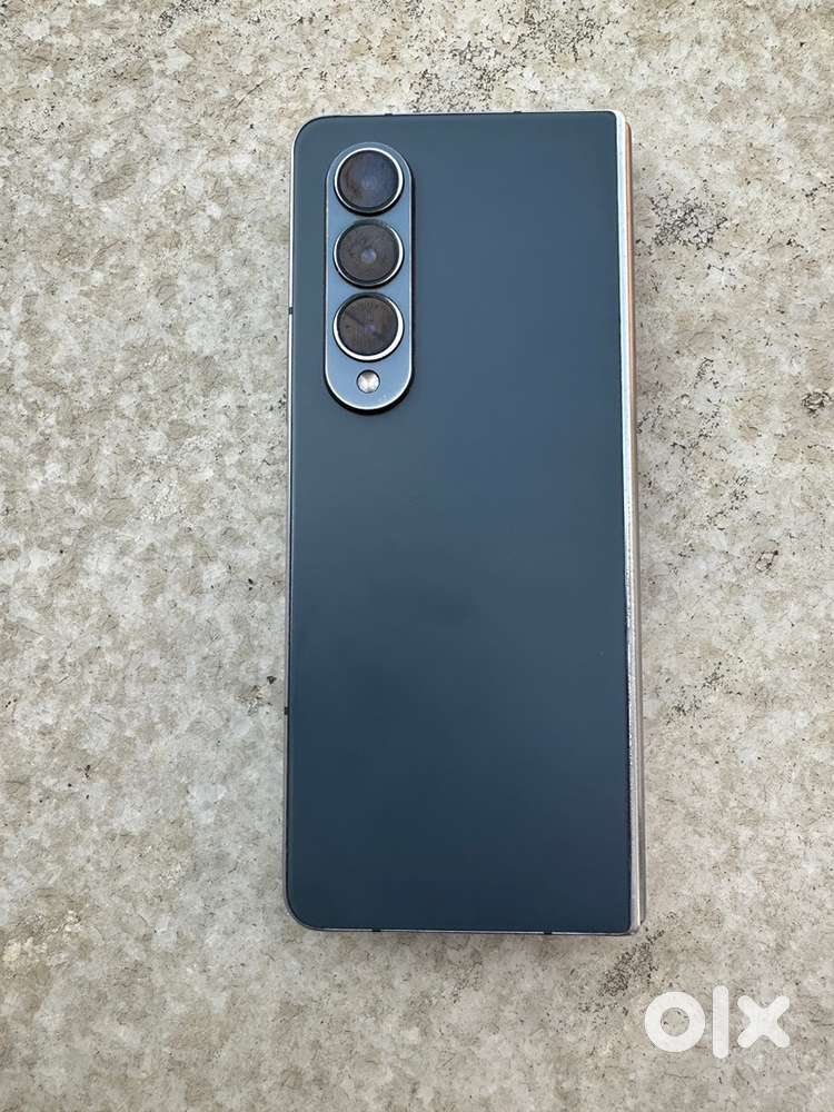 Samsung fold 4
