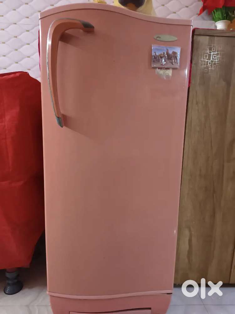Godrej single door frige 165-180