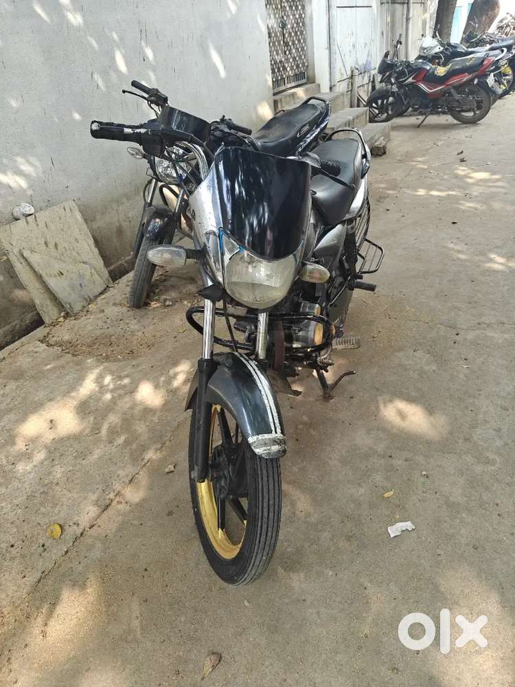 Bajaj Platina