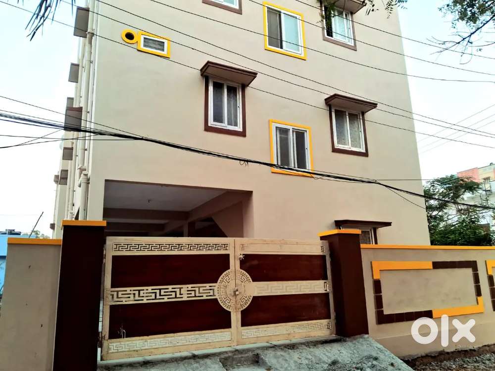 Single rooms for batchelors