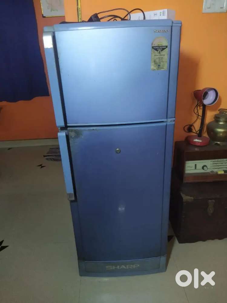 Sharp refrigerator double door