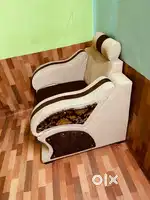 5 seater sofa good condition well maintained