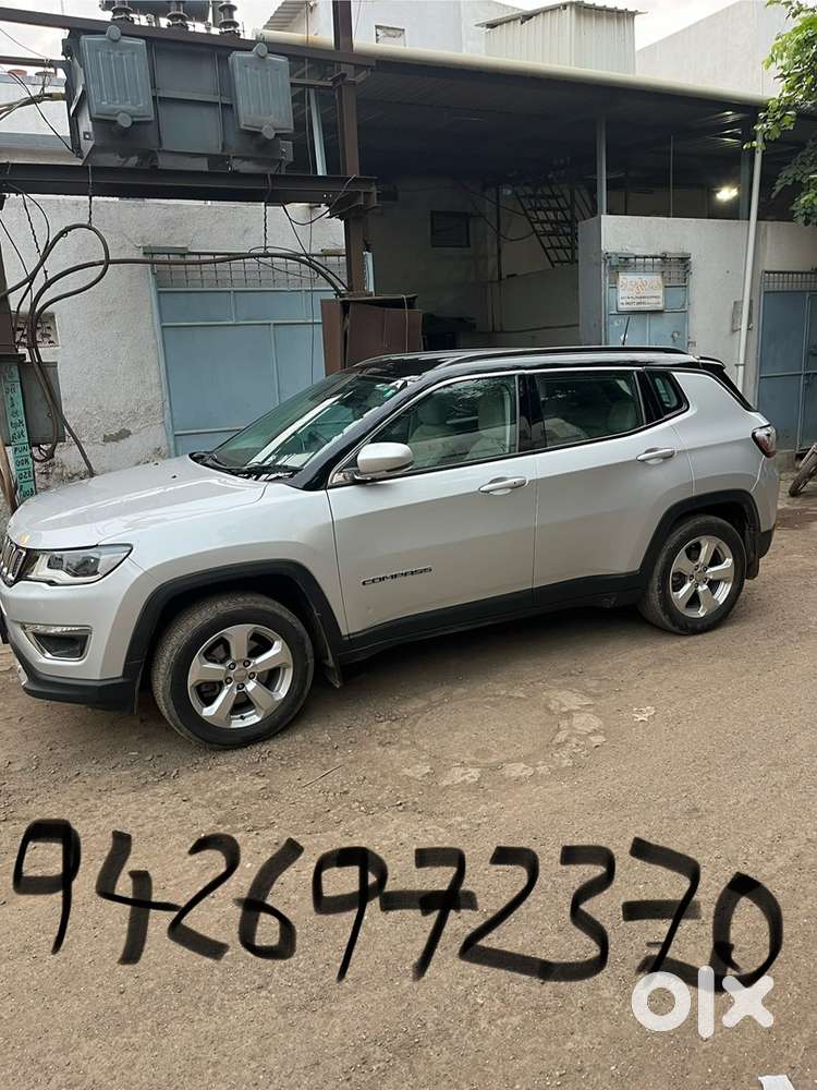 Jeep Compass 2018 Petrol 33000 Km Driven. With showroom condition