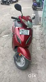 Excellent condition single hand use activa 5g bs4 only serious buyers