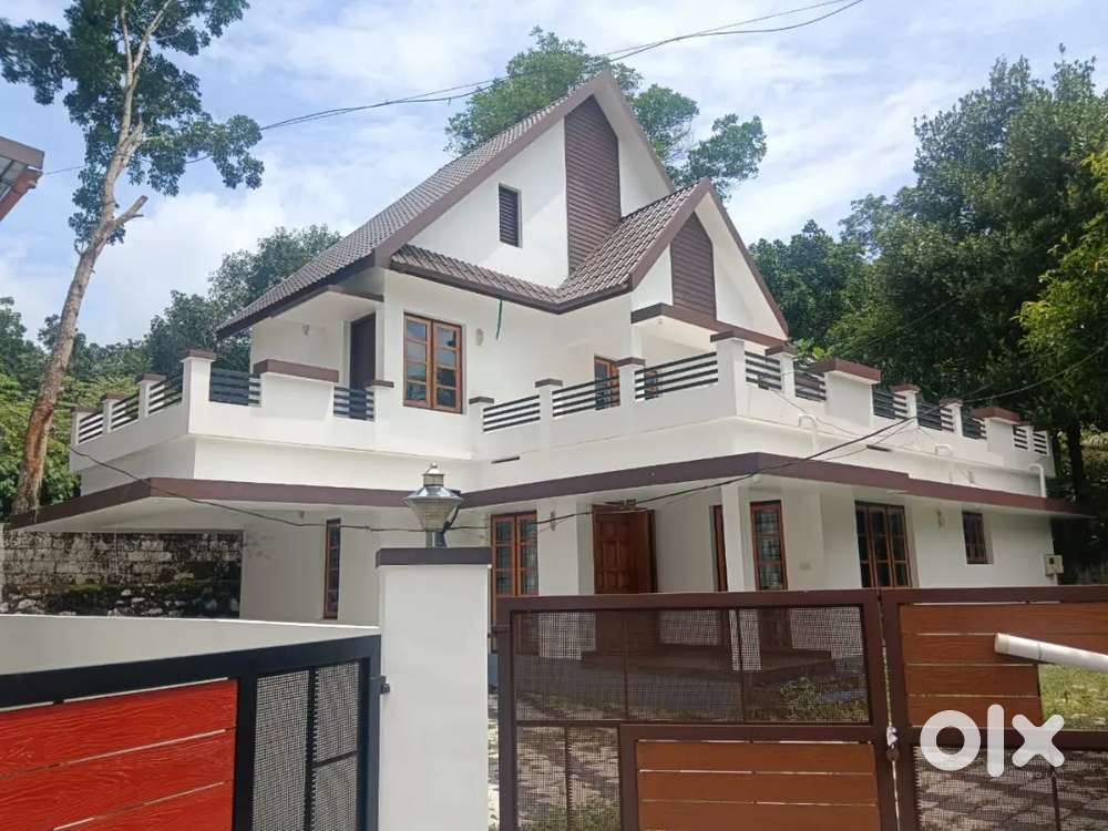 House flat. And villas for rent