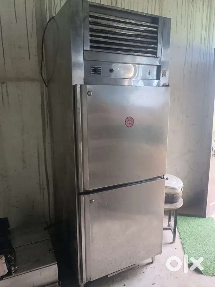 Kitchen restaurant equipment