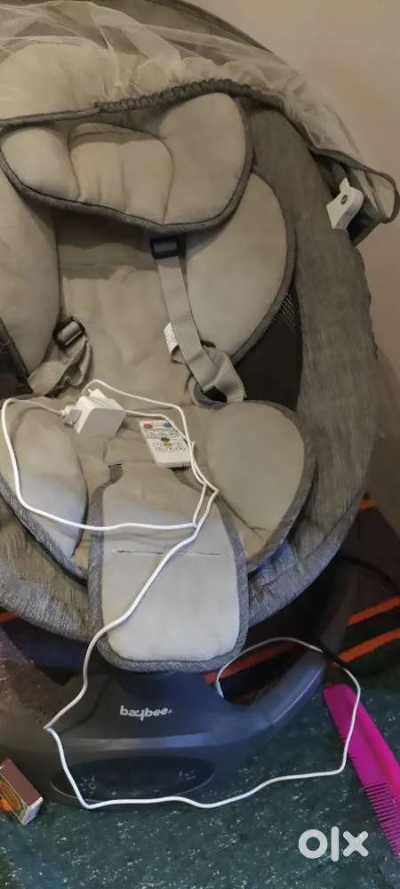Baby swing