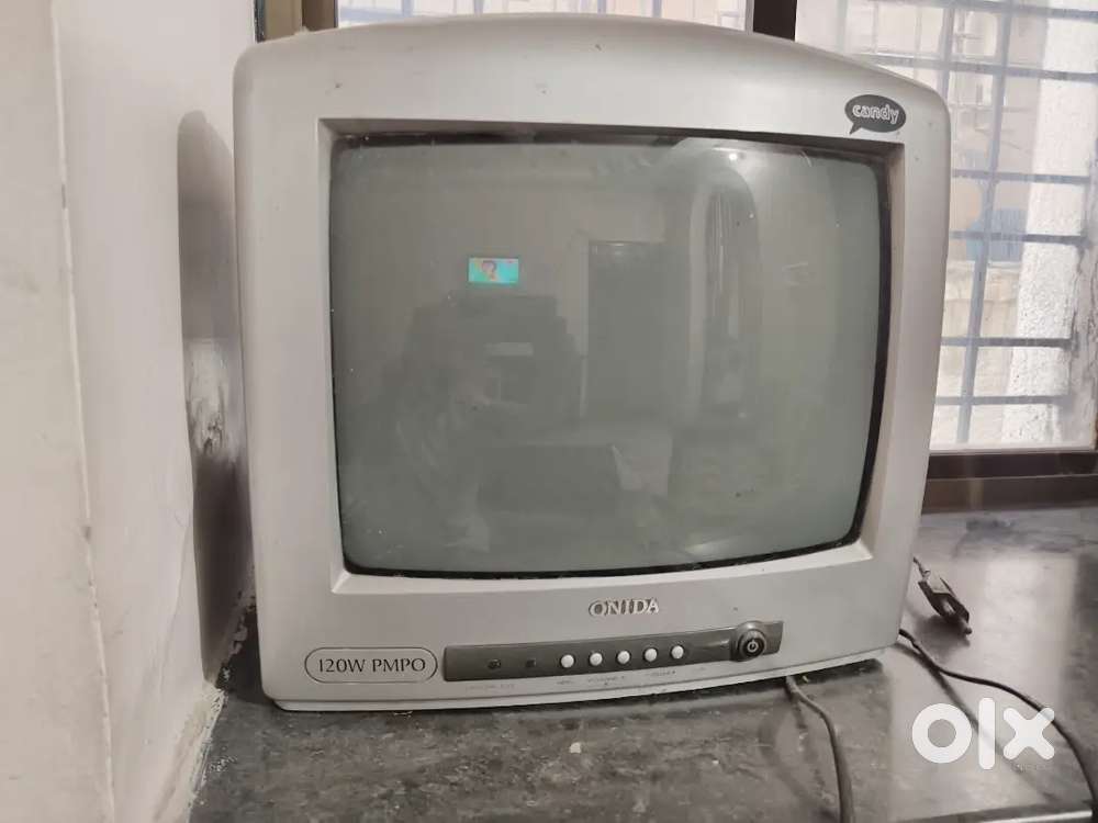 14 inch colour T V Onida