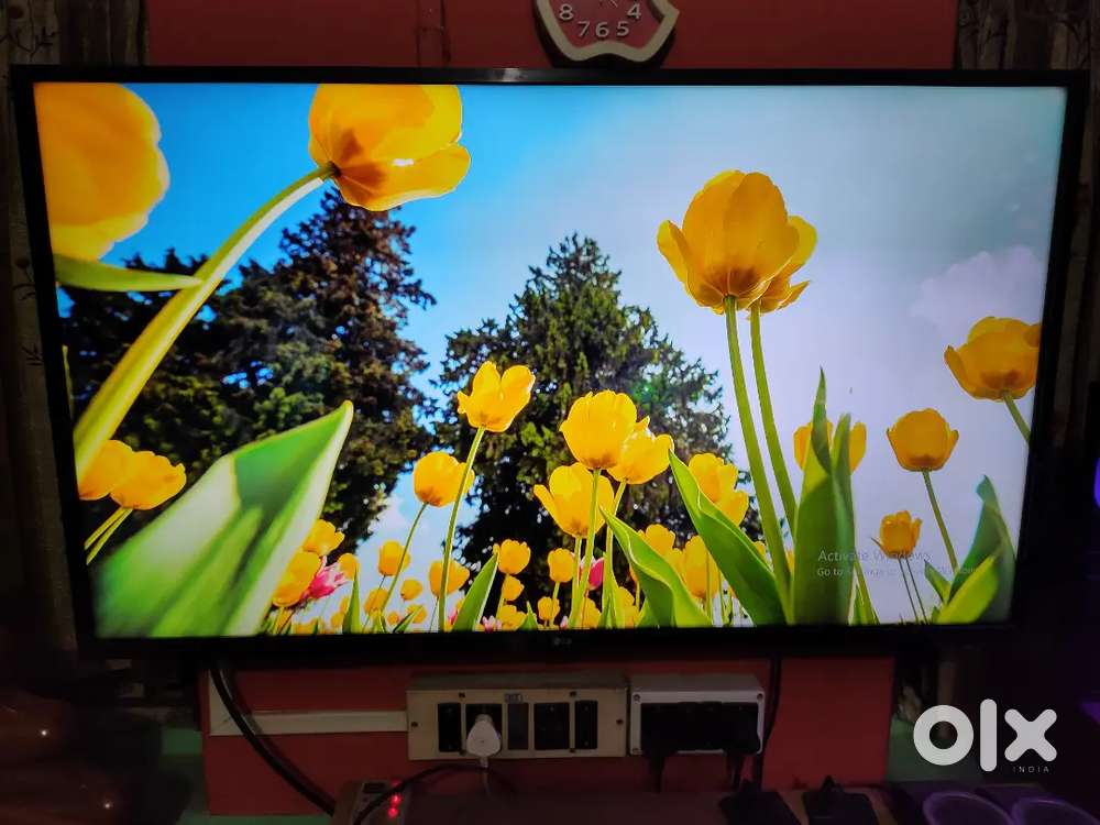 LG UHD 4K SMART TV 43 INCH