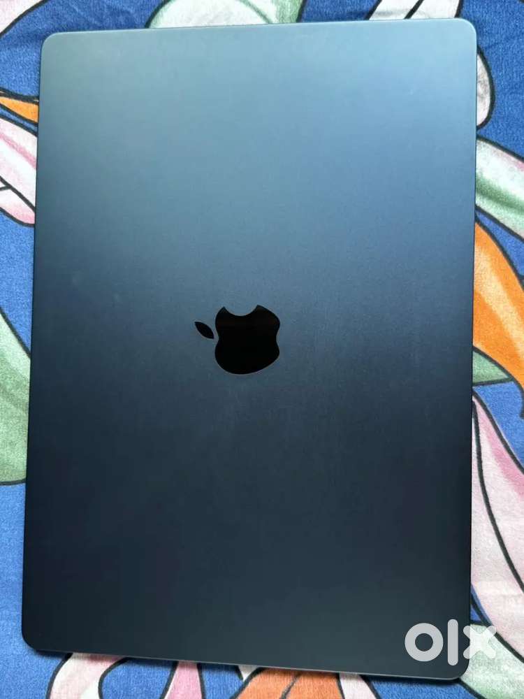 MacBook Air 15-inch M2 (2023) – Midnight  96% Battery