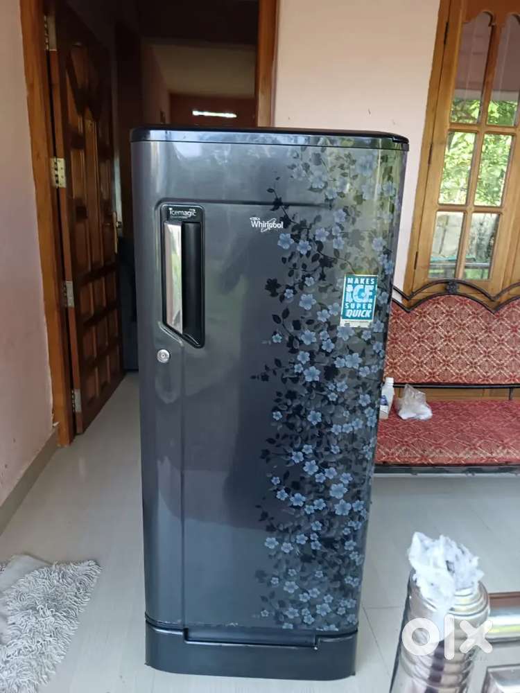 Whirlpool single door 8000