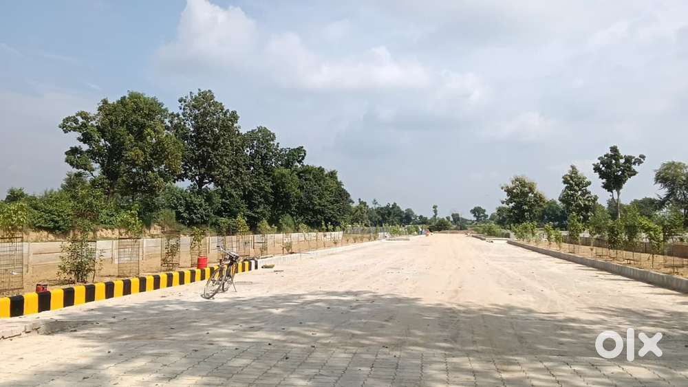 600 Sq Feet Plot 40X 15 Nearby  Sultanpur Road Available