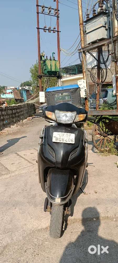 Good condition black colour