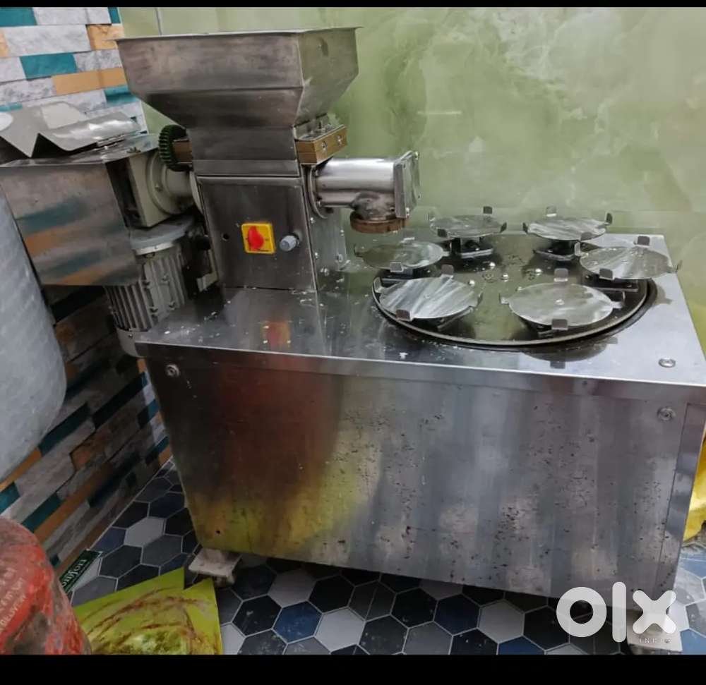 Idiyappam Making Machine for Sale - Excellent Condition!