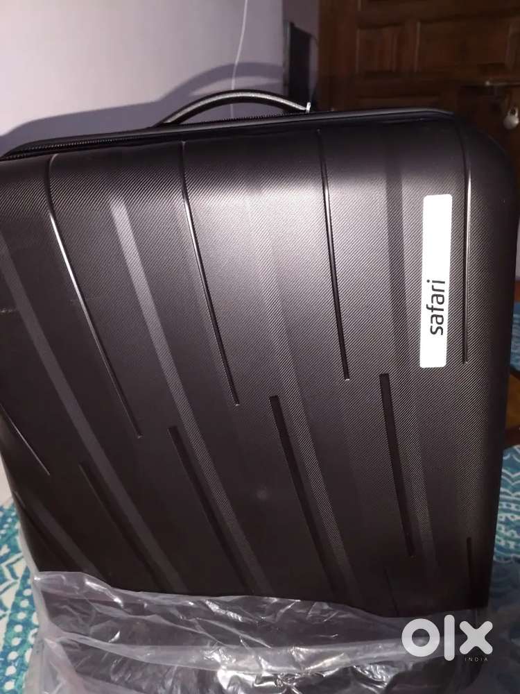 Safari Suit case with Trolley