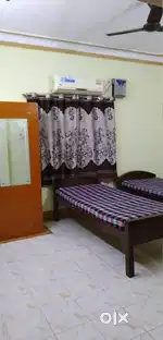 2 BHK FULLY FURNISHED (3 SHARING) ONLY FOR IT SECTOR WORKING LADIES