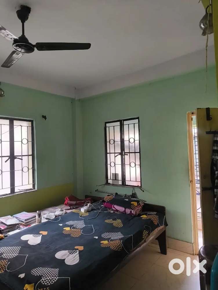 I am female , I need a female flatmate, it's a 2bhk flat