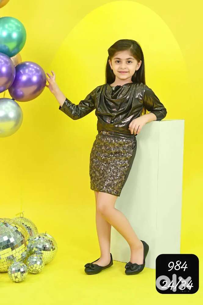 Required a salesman for garments shop