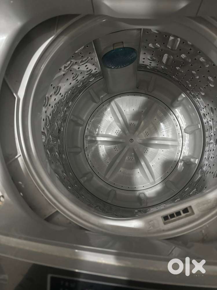 LG FULLY AUTOMATIC 6.5 kg washing machine
