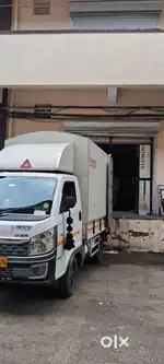 Porter tempo chalana hai driver chahiye kalyan