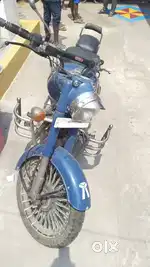 Selling my 2016 royal enfield classic 350.