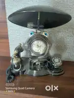 Clock which has telephone landline