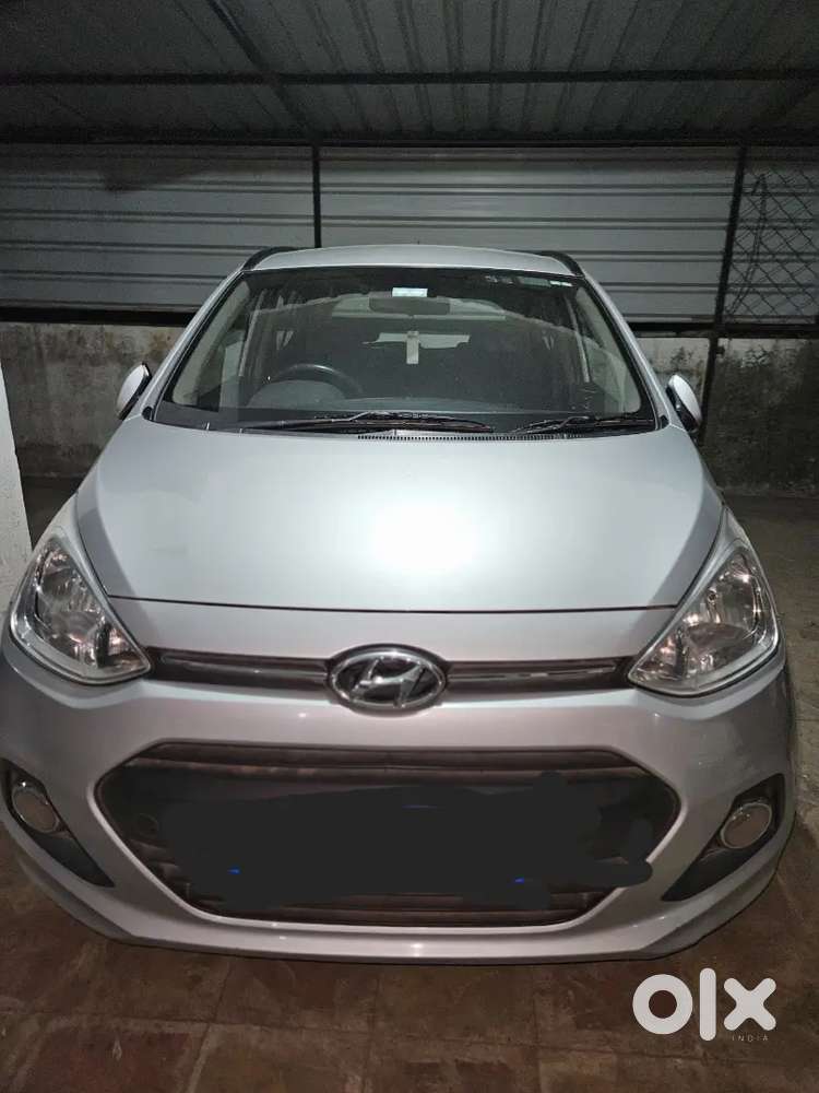 Hyundai Grand i10 ASTA (O) AT2016 CNG