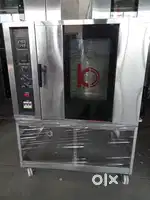 Oven of biscuit maker