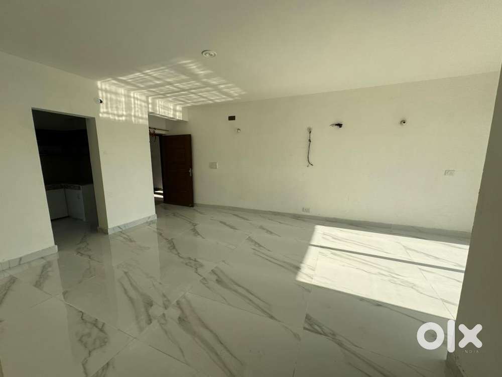 Unused 3bhk Semi Furnished Flat For Rent In Savitry Greens 2, Zirakpur