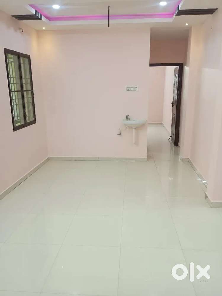 2BHK FLAT RESALE IN NANMANGALAM