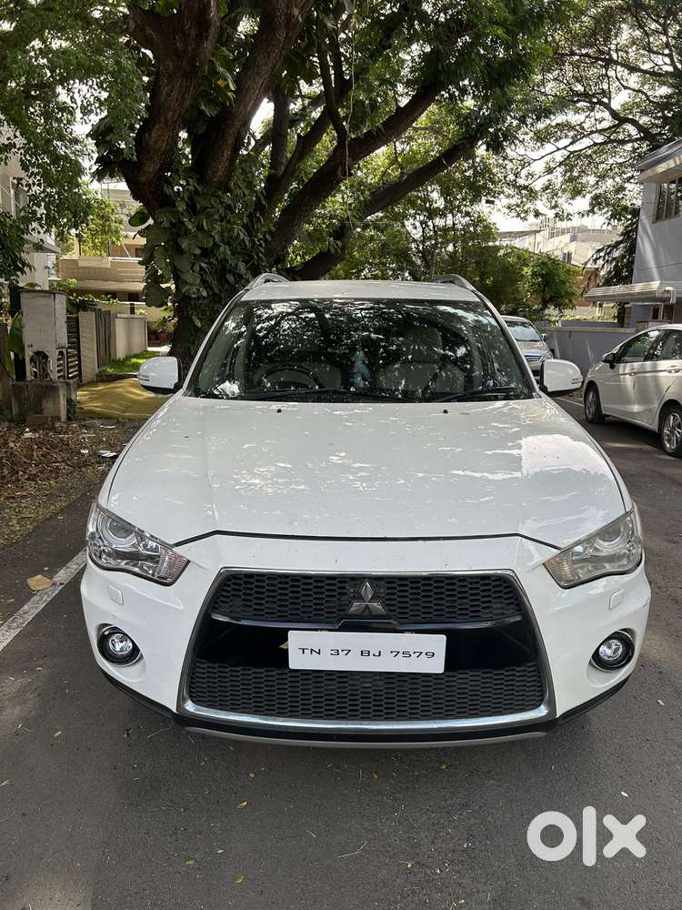 Mitsubishi Outlander 2.4 CVT, 2010, Petrol