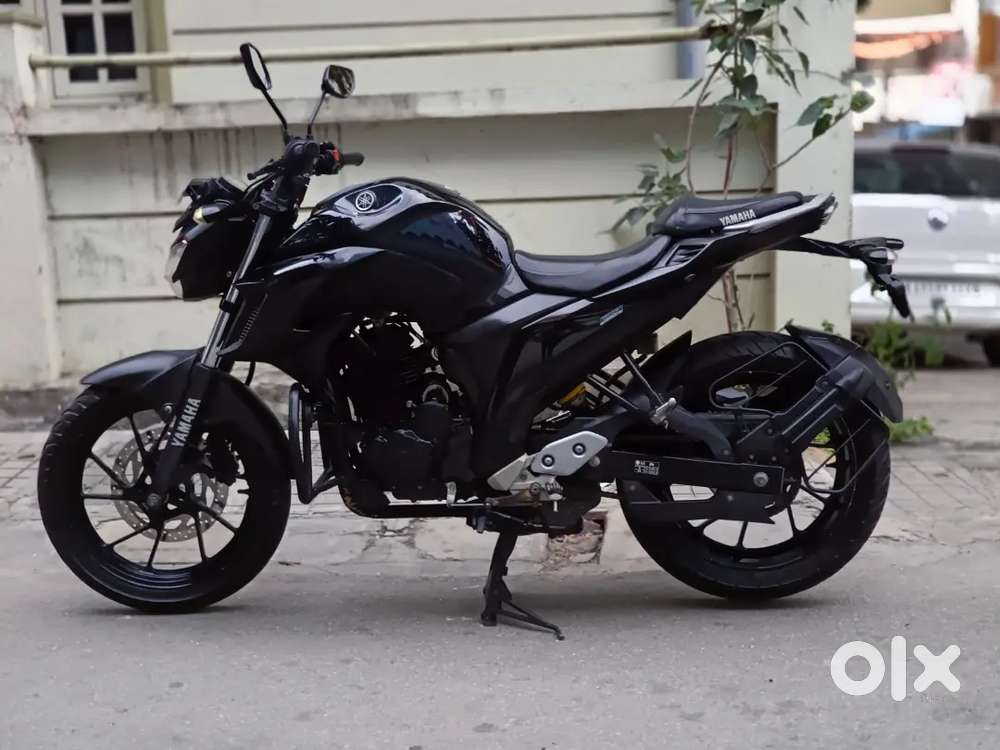 Yamaha Fzs 25