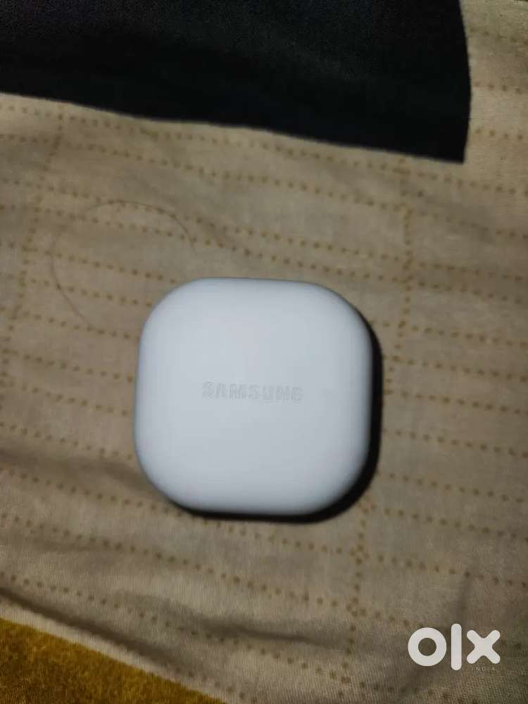 Original Samsung buds 2 pro  with Case