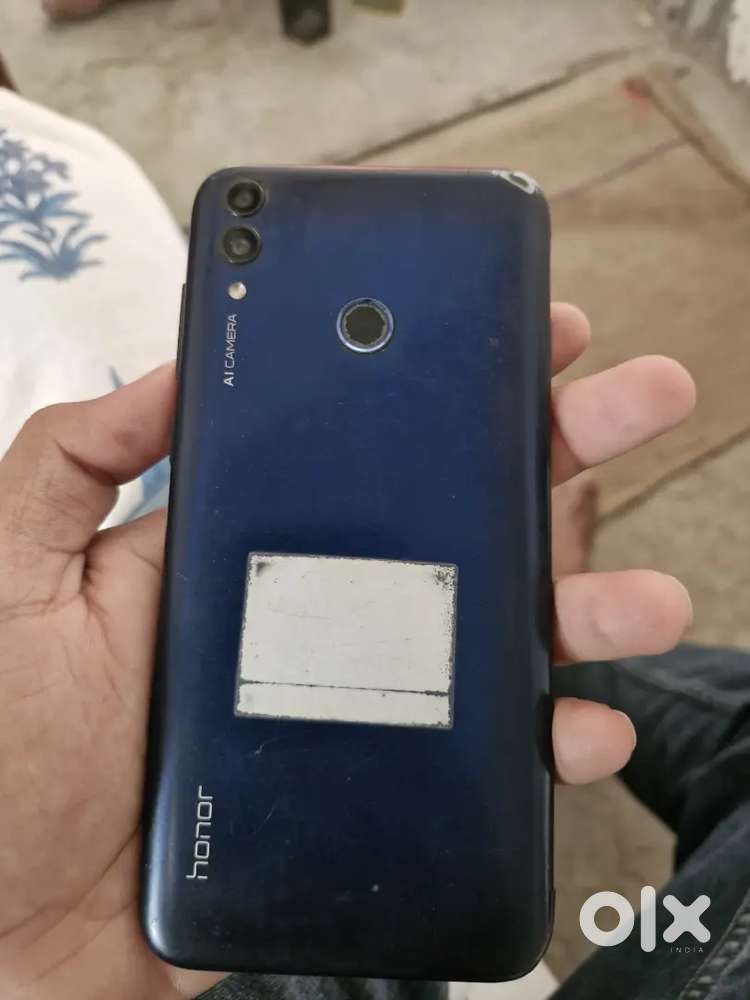 Honor 8C AI Camera