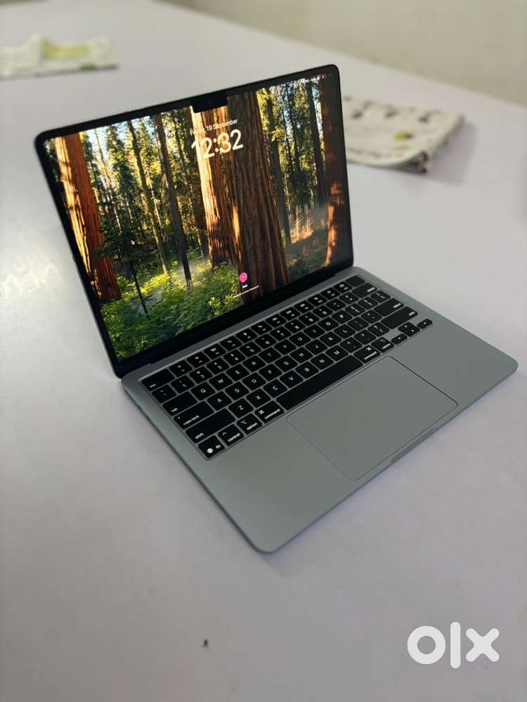Macbook air m4 chip unused under warranty