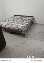 4 PG room available for rent.