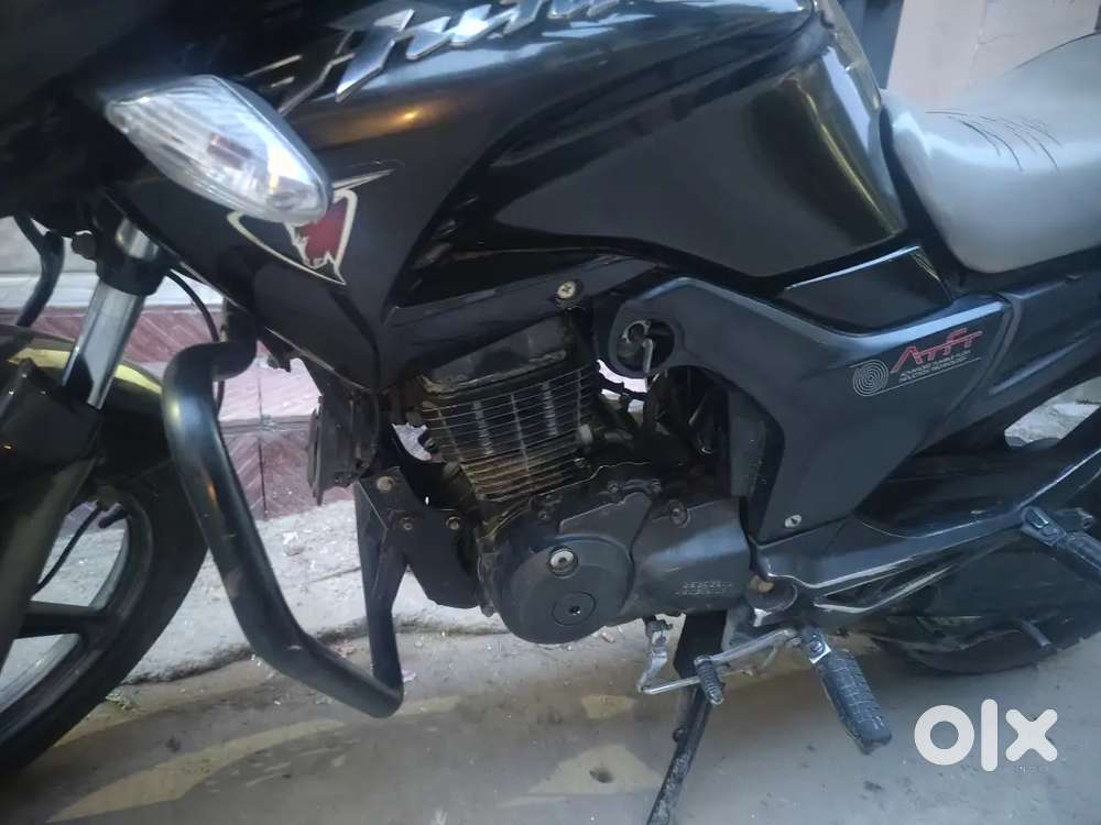 Hero Honda Hunk (2011) Modal