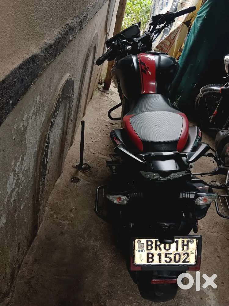 Apache RTR 160BS6 4v