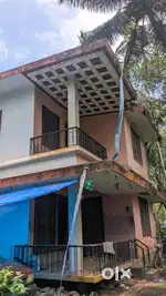 12 cent land with 4bhk house near Vadakkumbad post office