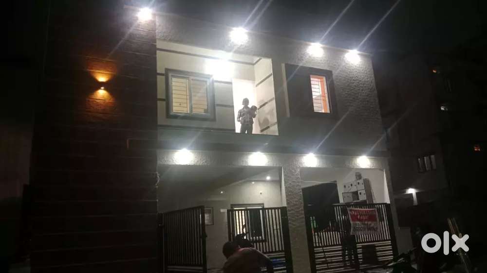 saftygate,24/7 water, 2bhk, 2 toilet, bike parking, semi furnished