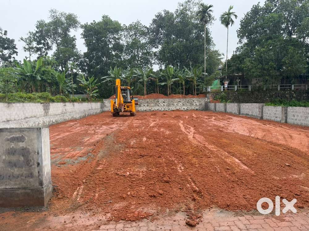 INFOPARK KAKKANAD 8 KM RESIDENTIAL PLOT 10 CENT PALLIKKARA PARAKKOD