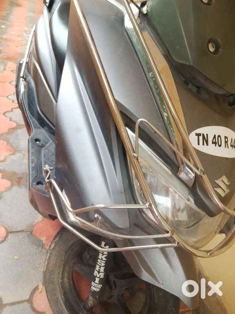 Suzuki Burgman street 125  ( 2018 ) km26000